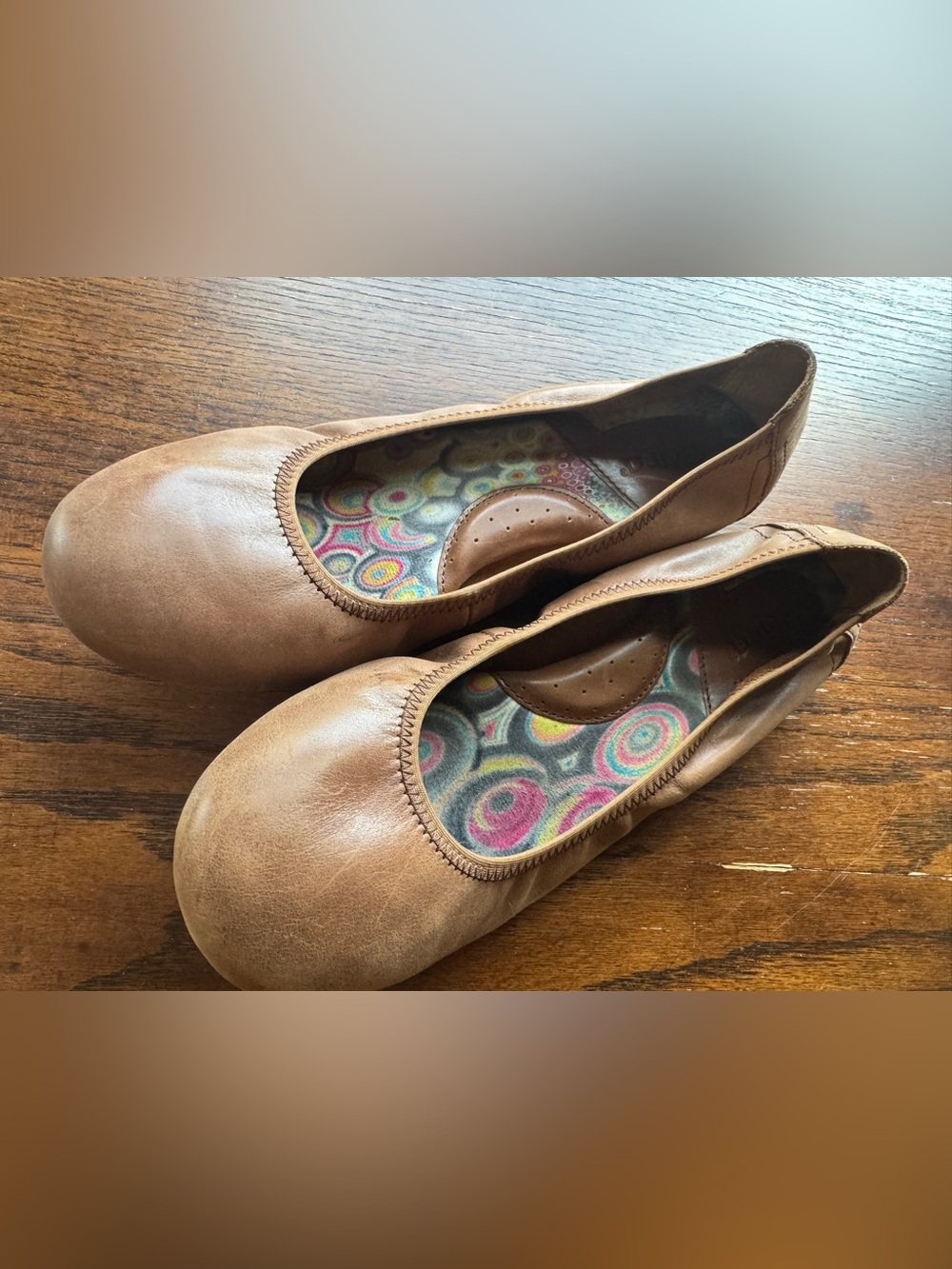Born Julliane Women’s Brown Flats - Size 10